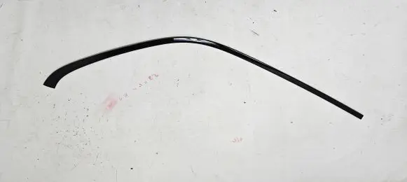 Mercedes-Benz GLE W167 Rear door glass trim molding A1677350402