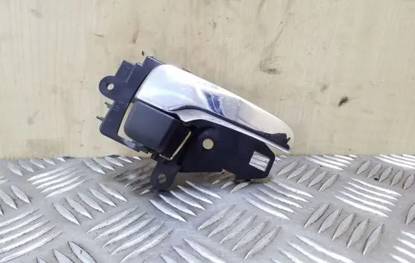 Peugeot 4007 Front door interior handle MN105360