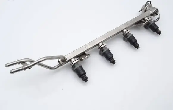 Audi A3 S3 8L Fuel main line pipe 06A906031A