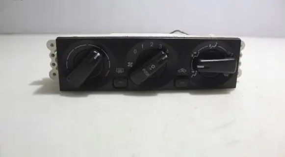 Mitsubishi Space Star Interior fan control switch 