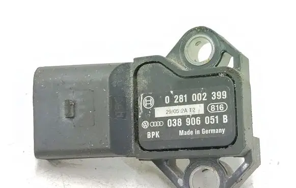 Skoda Octavia Mk2 (1Z) Air pressure sensor 0281002399 037906051B