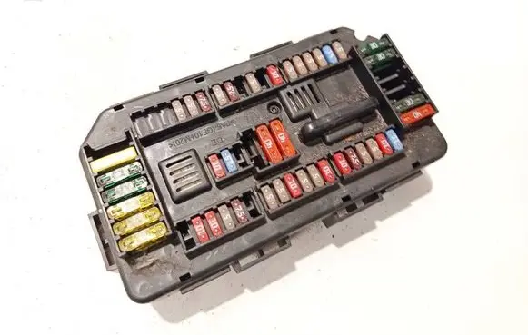 BMW 1 F20 F21 Fuse box set 922487903