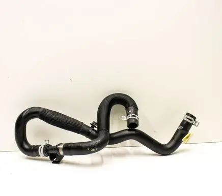 Engine coolant pipe/hose