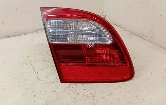 Mercedes-Benz E W211 Tailgate rear/tail lights A2118201364 379503