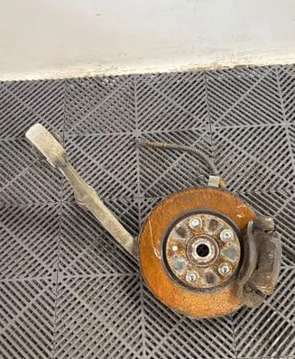 KIA Niro Rear wheel hub spindle/knuckle 