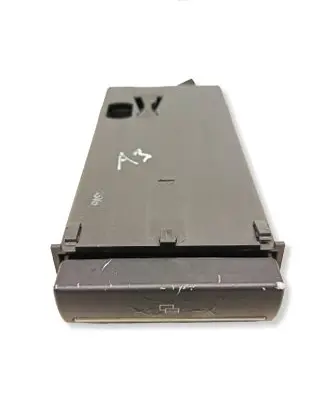 Audi A3 S3 8P Dashboard storage box/compartment 8P0941561E 160304