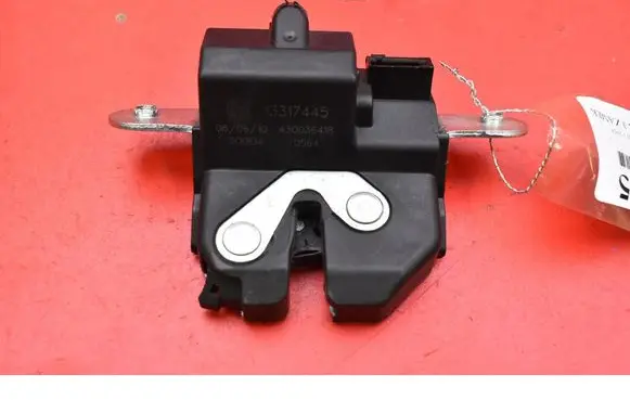 Opel Meriva A Tailgate/trunk/boot lock/catch/latch 13317445