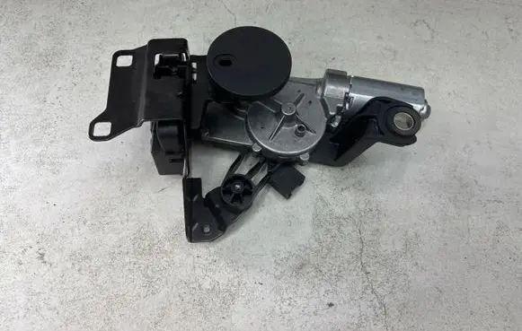 BMW 5 E60 E61 Rear window wiper motor 8218849 4100J00 4410M0M001