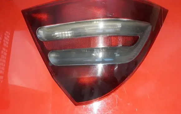 Mercedes-Benz C W203 Rear/tail lights 3311