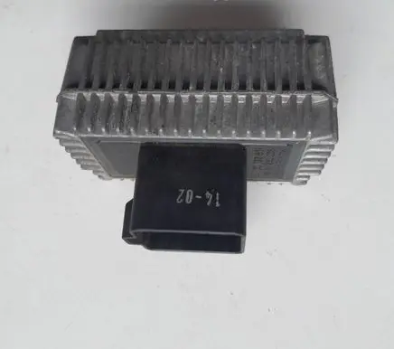 Opel Zafira A Glow plug pre-heat relay 80066719 16978160