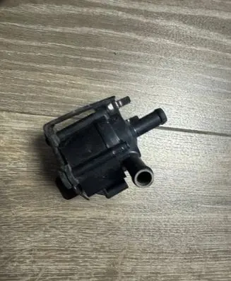 Ford Ecosport Electric auxiliary coolant/water pump GN118K577AA