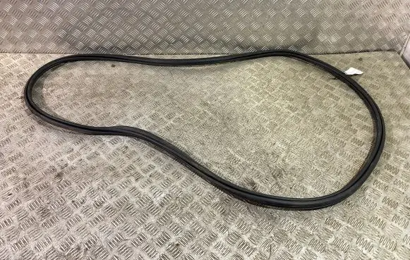 Volvo XC60 Front door rubber seal