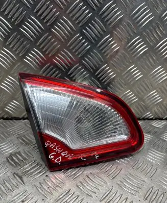 Nissan Qashqai Tailgate rear/tail lights B26555BR01A 89503189
