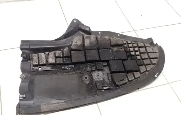 Mercedes-Benz S W220 Engine splash shield/under tray 2205201523