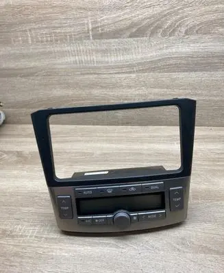 Toyota Avensis T250 Climate control unit 5590005270