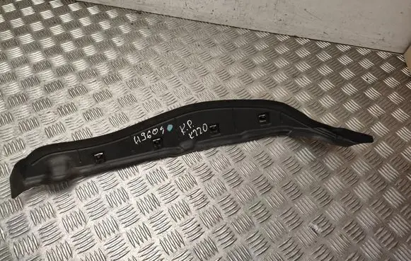 BMW 3 G20 G21 Fender end trim A6135M27