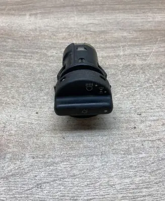 Ford Granada Light switch 85GG11667AA
