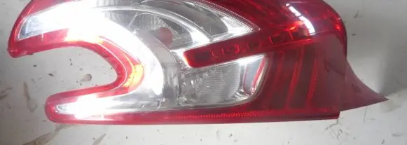 Peugeot 208 Rear/tail lights 9672628280