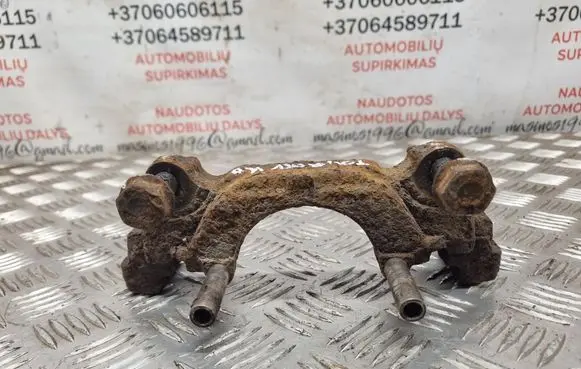 Volkswagen Touran I Front Brake Caliper Pad/Carrier 