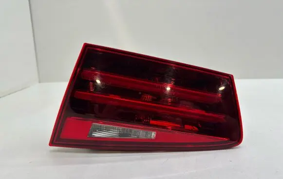 BMW 5 F10 F11 Tailgate rear/tail lights 7370348