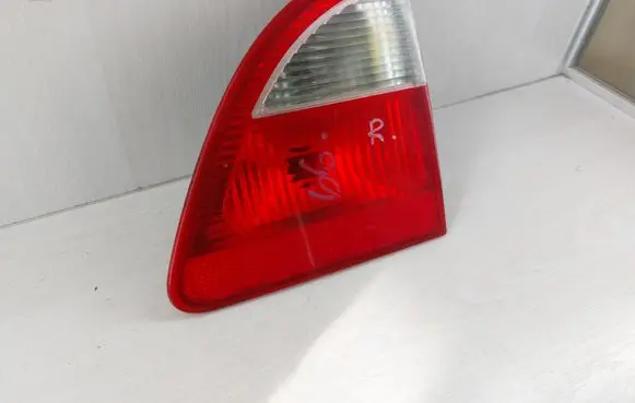 Ford Galaxy Tailgate rear/tail lights 7M5945094B