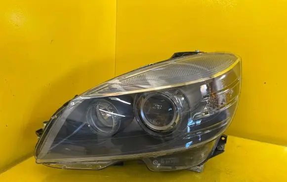 Mercedes-Benz C W204 Headlight/headlamp A2048207561