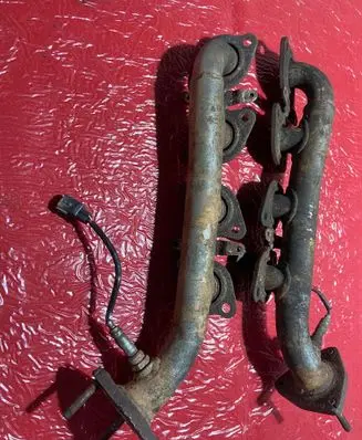Toyota Tundra I Exhaust manifold