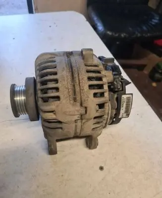 Renault Megane II Generator/alternator 0124525028 602586