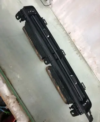 BMW X2 U10 Dash center air vent grill 9483383
