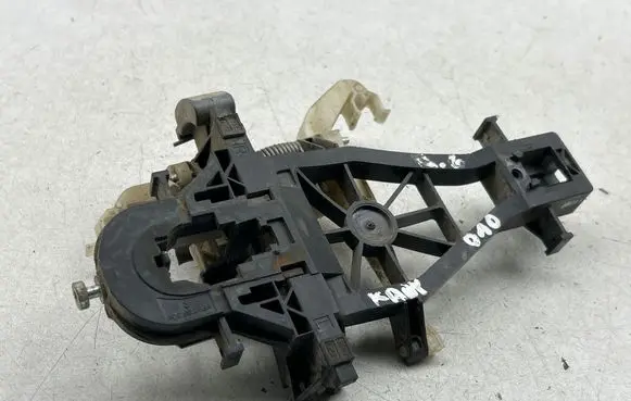 Volkswagen Caddy Sliding door exterior handle/bracket 2K0843352D