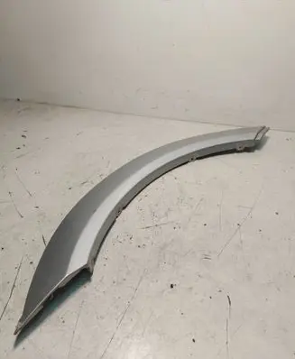 Mitsubishi Pajero Front arch trim MR478741