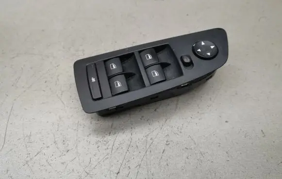 BMW 1 E81 E87 Electric window control switch 915549101 9155491
