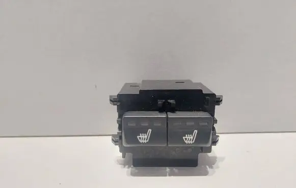 Volvo V70 Seat heating switch 30782149 07W24E04 4HU241100105