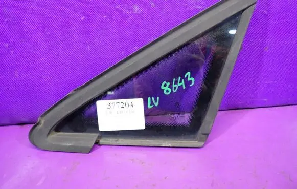 Volkswagen Golf VII Rear side window