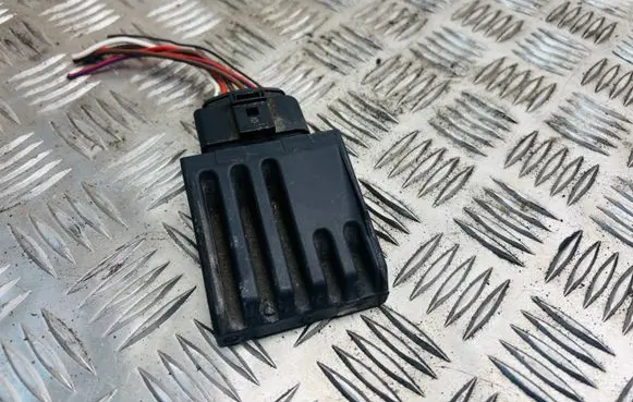 Volkswagen Golf Sportsvan Fuel injection pump control unit/module 5Q0906121K