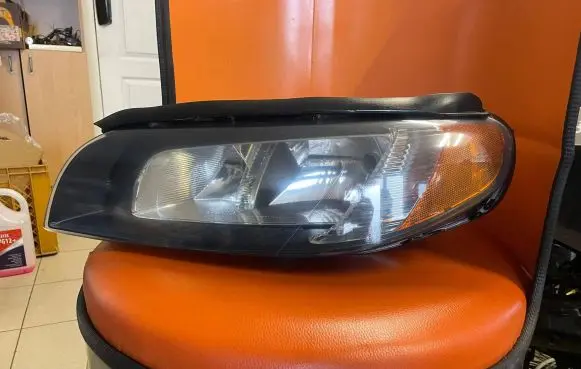 Volvo S80 Headlight/headlamp 30796137