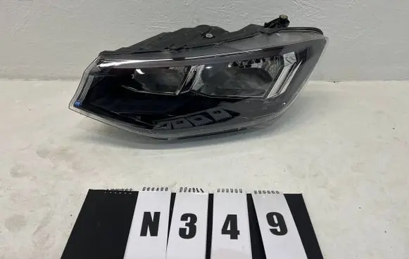 Volkswagen Caddy Headlight/headlamp 2K8941005D