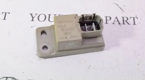 Lexus RX 300 Light washer relay 8594248010
