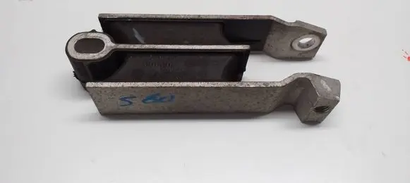 Volvo S60 Engine mount bracket 9487476