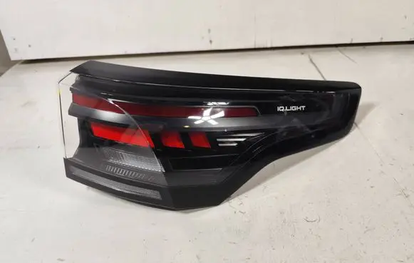 Volkswagen Tiguan Rear/tail lights 571945208 82470201
