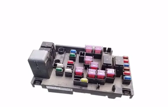 Subaru Forester SH Fuse module 82241SC020 808163