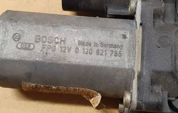 Audi A6 S6 C5 4B Rear door window regulator motor 0130821785 9449057