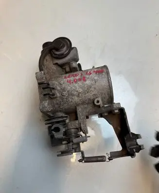 Lexus LS 400 Throttle body valve 22332