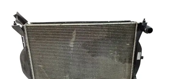 Audi A4 S4 B7 8E 8H Coolant radiator 8E0121251A
