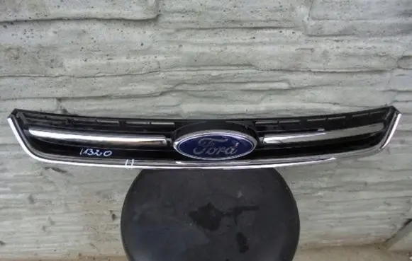 Ford Kuga II Front grill