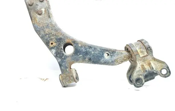 Ford Focus Front lower control arm/wishbone