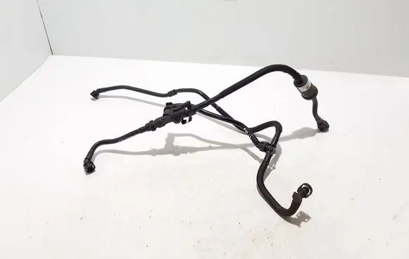 BMW 1 F40 Valve 7614013