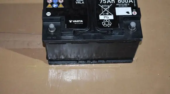 Porsche Cayenne (9Y0 9Y3) Car battery 4P0915089D55