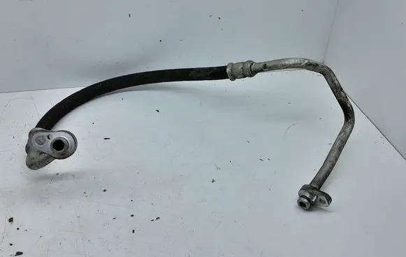 Air conditioning (A/C) pipe/hose