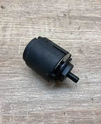 BMW 5 E39 Light switch 8363683